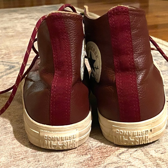 Converse burgundy leather high tops - Picture 7 of 13